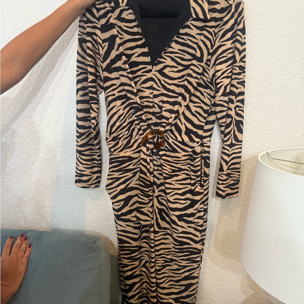 Elegant Zebra Print Long Sleeve Dress